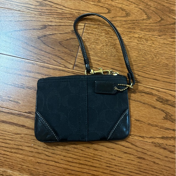 Coach small wristlet - Picture 2 of 2